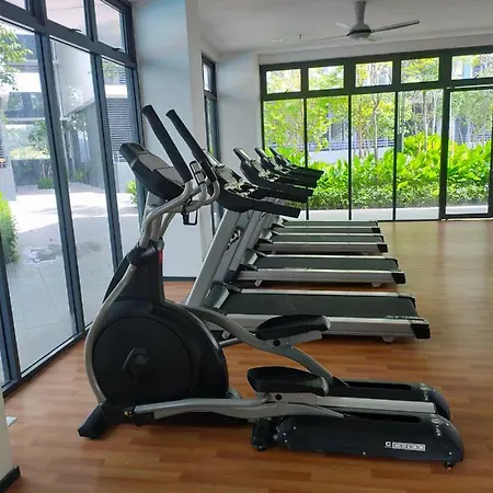 Homestay Klia Core Soho Suites Sepang Exterior photo